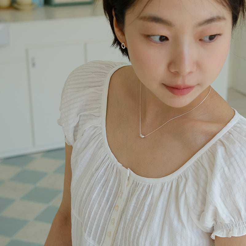 O. Drawing Ball Necklace