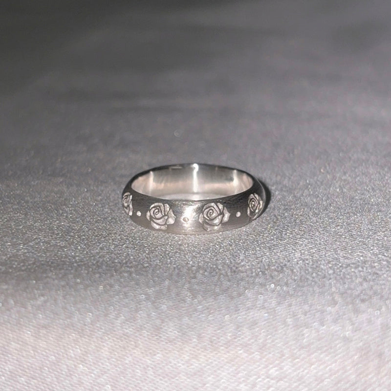 rosette pattern ring