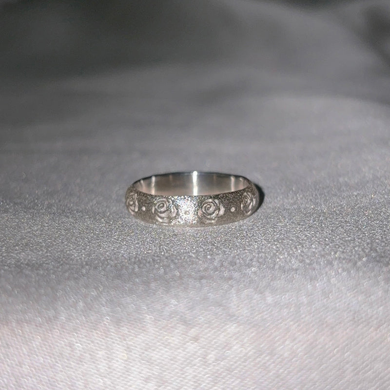 rosette pattern ring