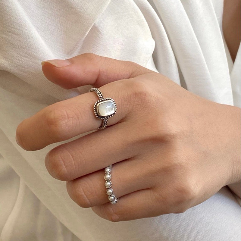 square mother-of-pearl ring