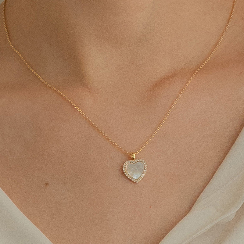 CUBIC HEART NECKLACE