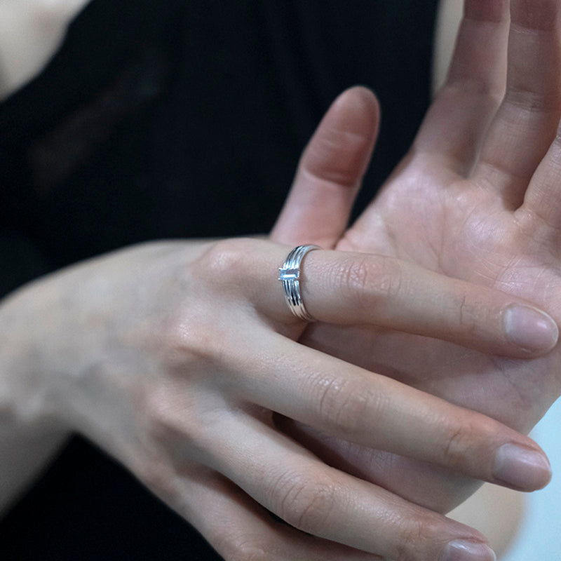 POTTERY PRONG RING