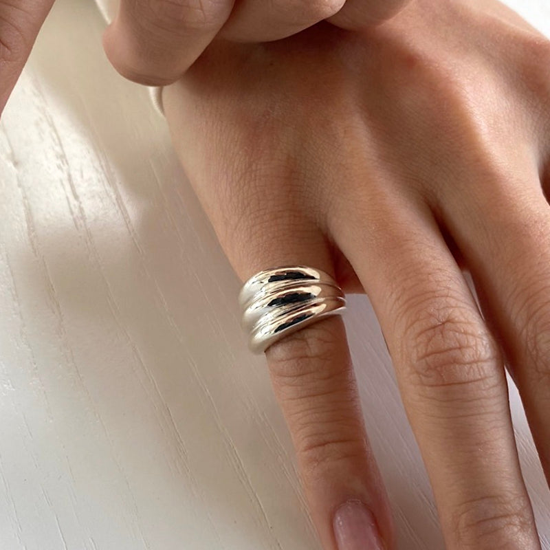 Triple line ring Triple bold ring