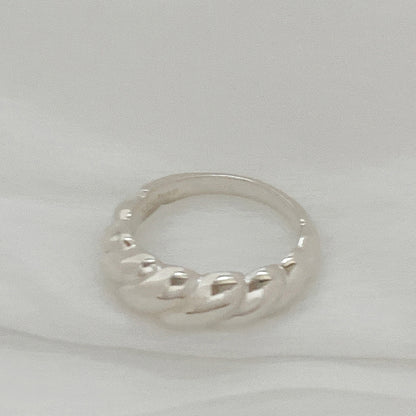 Croa Ring