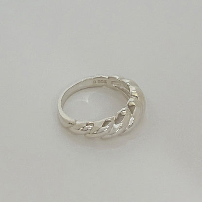Croa Ring