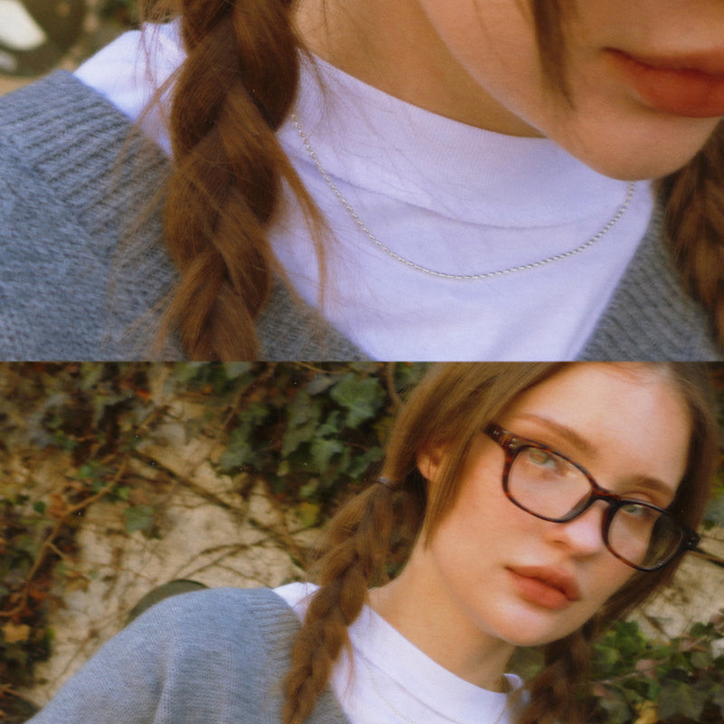 Lily Necklace