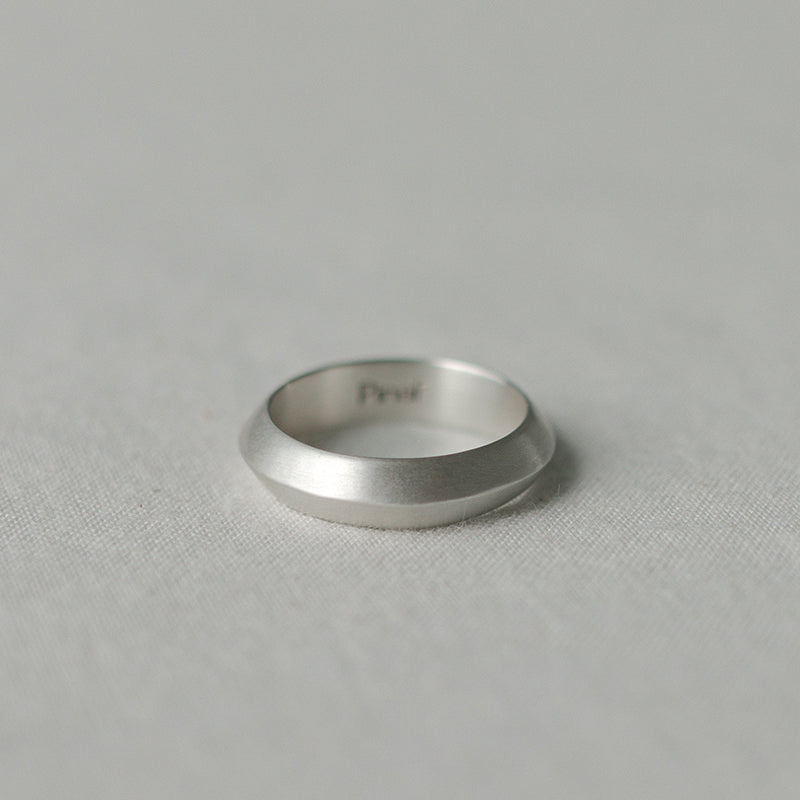 Pulito matte ring