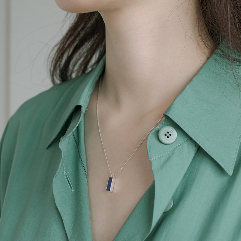 Rectangle necklace _blue gemstone (blue agate)