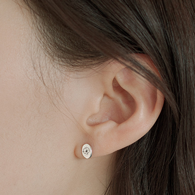 Piccola poppy earring