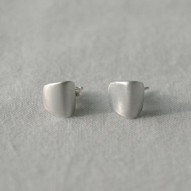Piccola matte earring