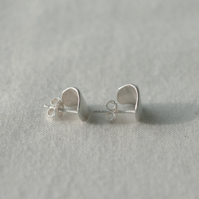 Piccola matte earring