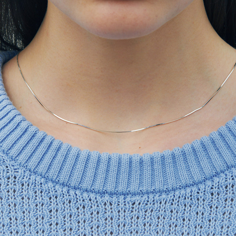 モイェン ネックレス：シルバー / MOYEN NECKLACE (SILVER)