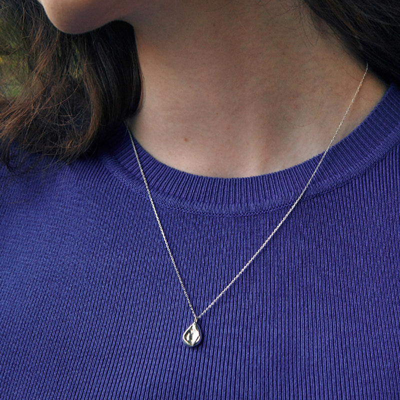 アボキャット ネックレス：シルバー / AVOCAT NECKLACE (SILVER)