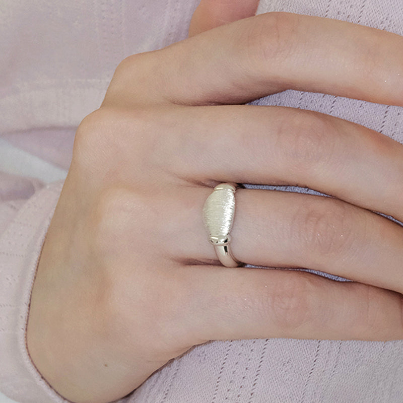 skein baluster ring