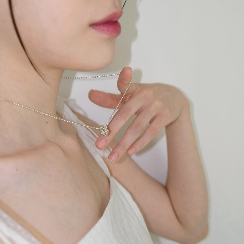 circle heart pendant