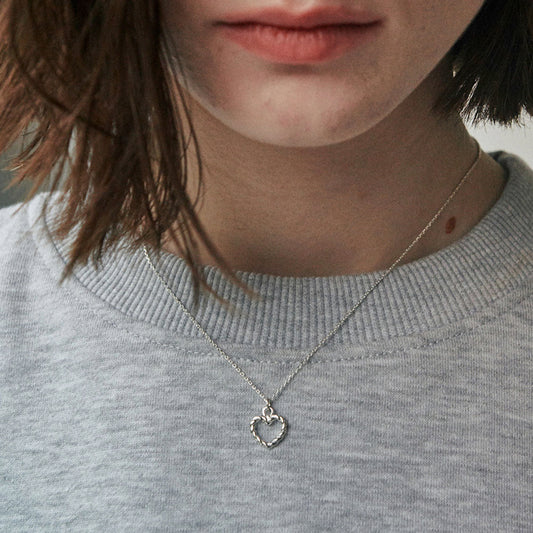 チュロ ネックレス：シルバー / CHURRO NECKLACE (SILVER)