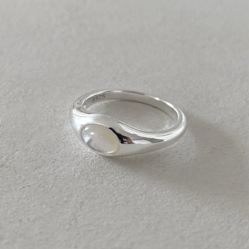 Mother of pearl ring