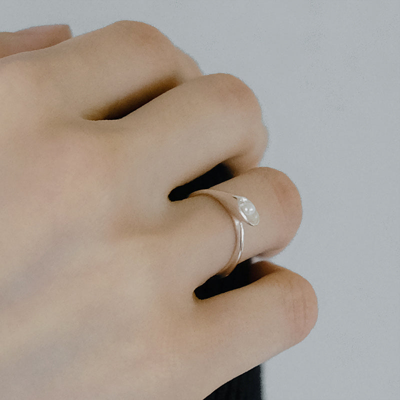 Pearl morning glory ring