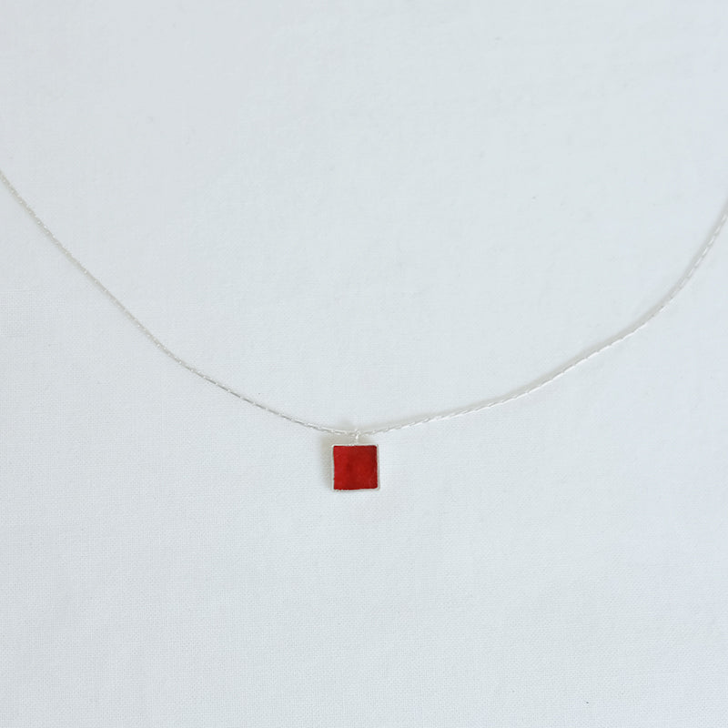Square necklace _ Black & Red gemstones (onyx & cherry stone)