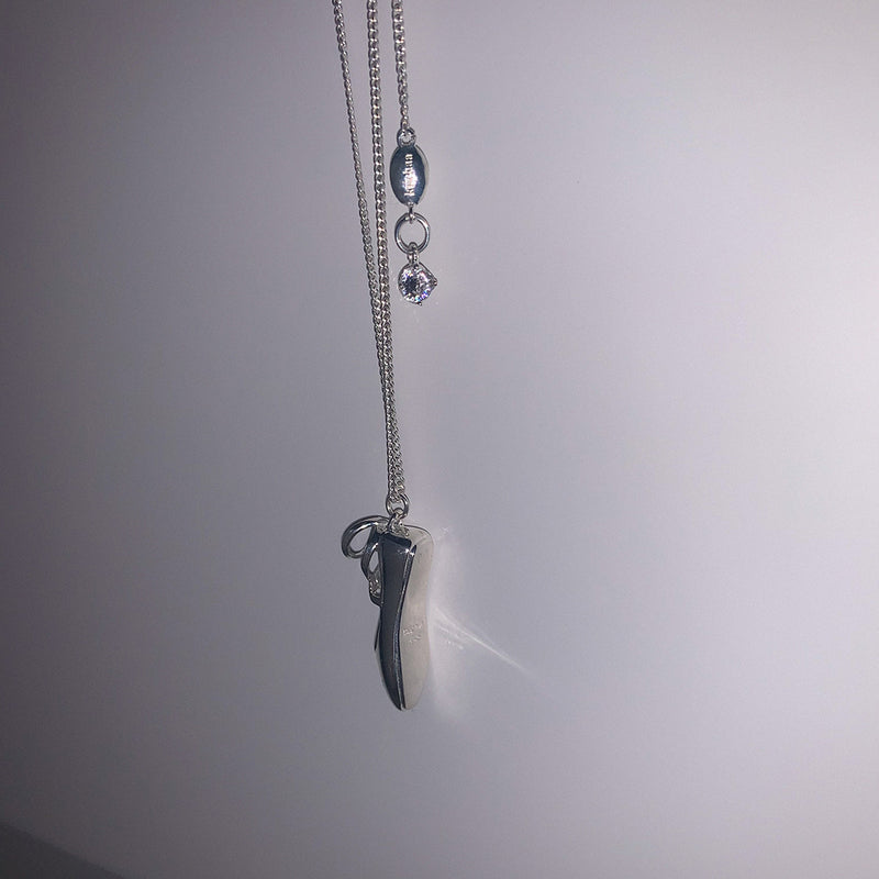 The Ballet Necklace