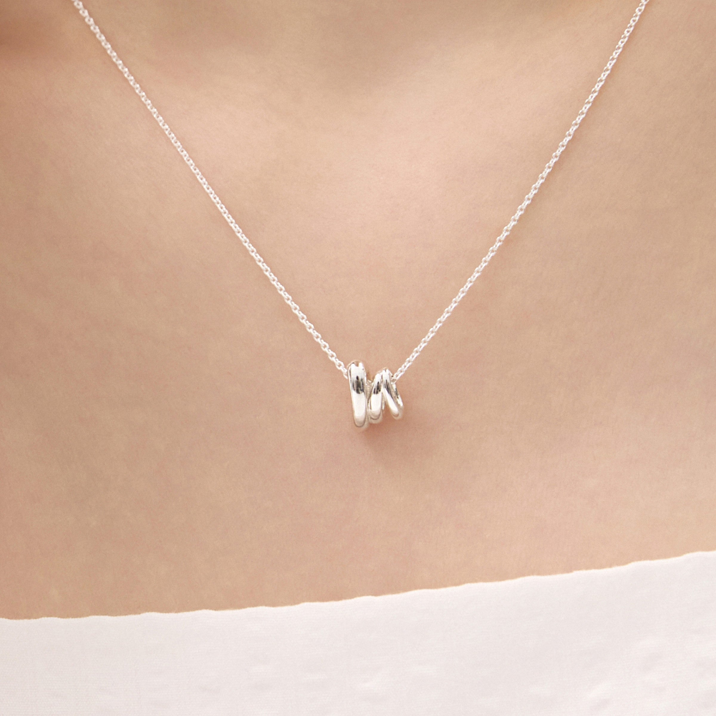 シルバーメルティングラインウィアモンズネックレス / Silver Melting line Necklace