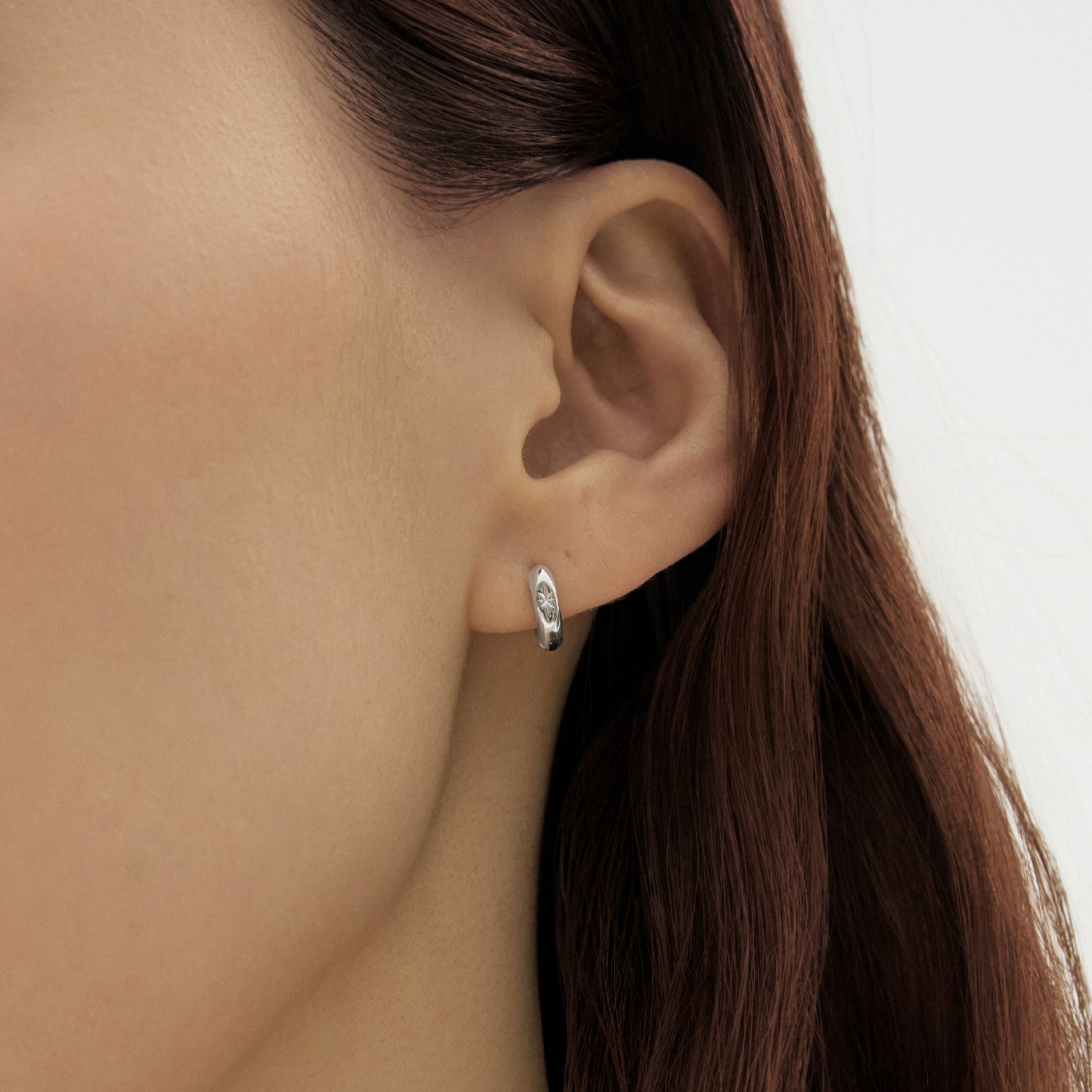 シルバースターセッティングウィアモンズワンタッチイヤリング / SIilver Star setting One-Touch Earrings