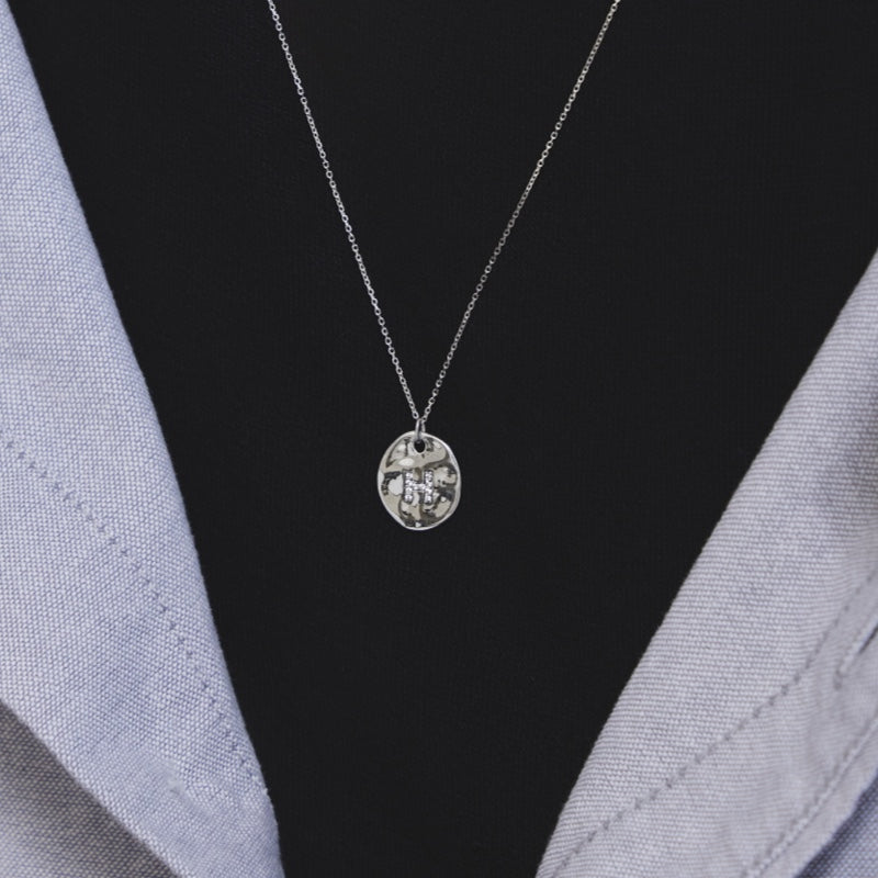 シルバー メルティング イニシャル ネックレス / Silver Melting Initial Necklace