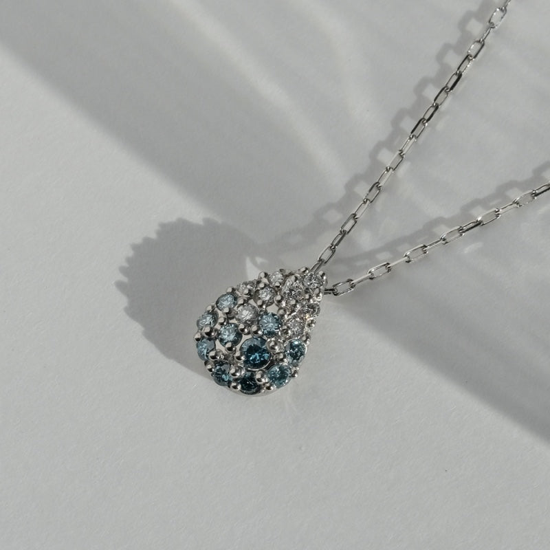 アイスブルー ダイヤ しずく ネックレス / Ice Blue Diamond Waterdrop Necklace