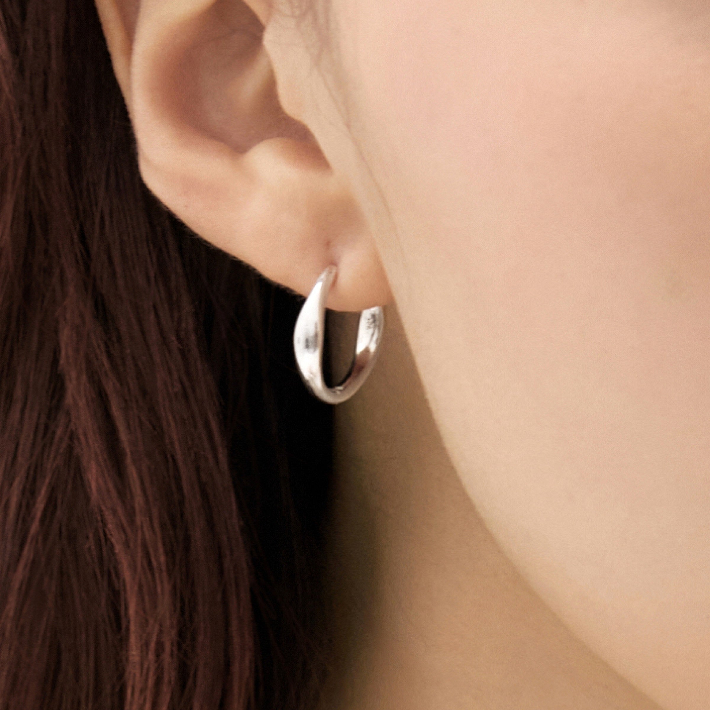 シルバーウェーブウィアモンズワンタッチイヤリング / SIilver Wave One-Touch Earrings
