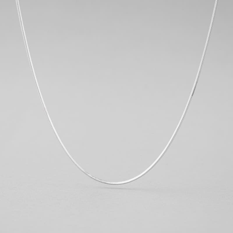 シルバー スネーク チェーン ベーシック ネックレス / Silver Snake Chain Basic Necklace