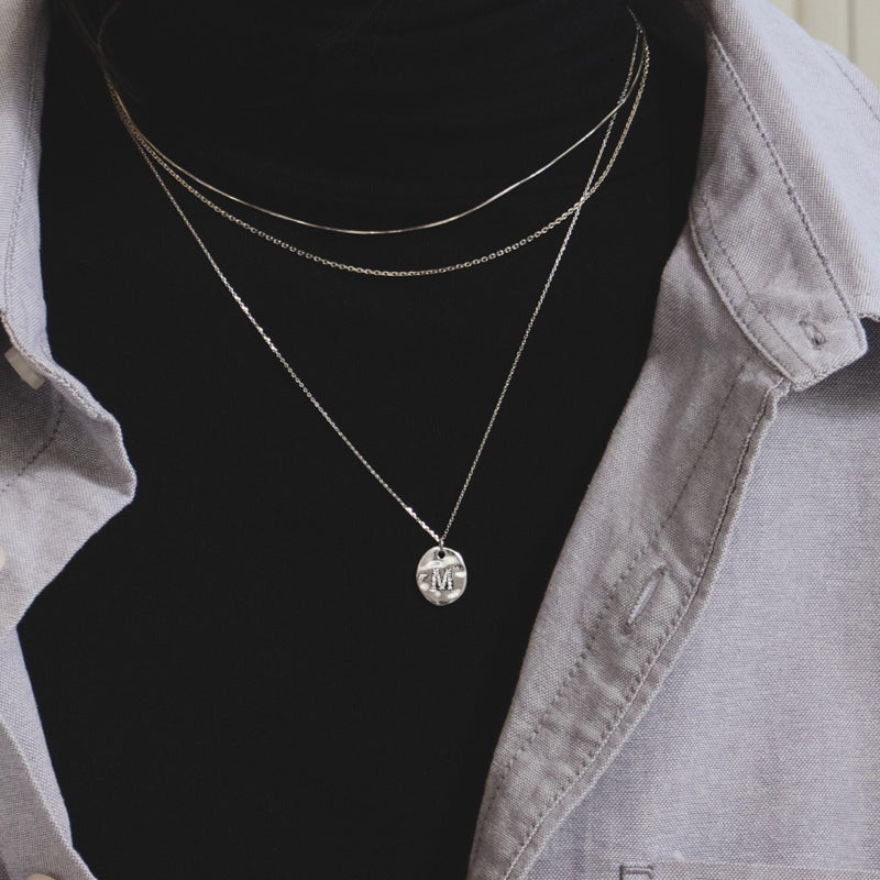 シルバー メルティング イニシャル ネックレス / Silver Melting Initial Necklace