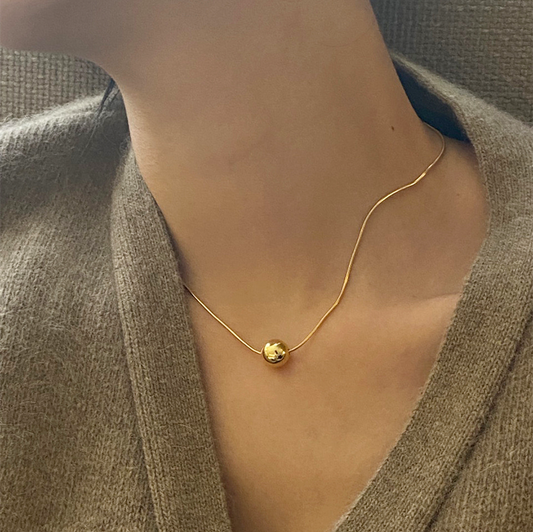 ボール スネーク ネックレス (ゴールド ボール) / Ball Snake Necklace (Glossy Gold Ball)