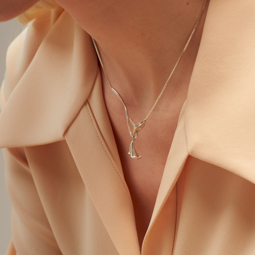 ループ カラ ネックレス / Loop Calla Necklace