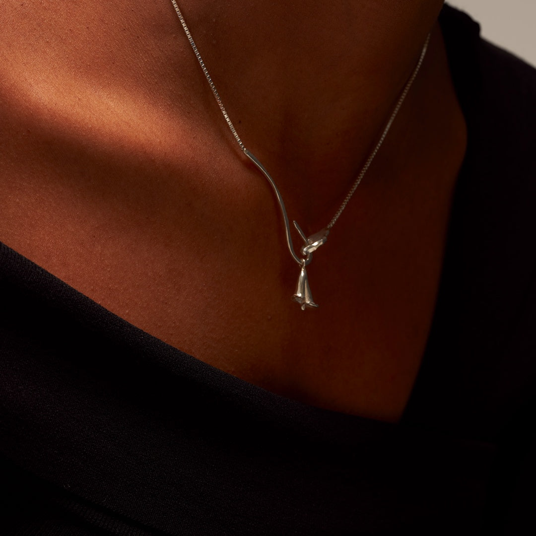 ループ カラ ネックレス / Loop Calla Necklace