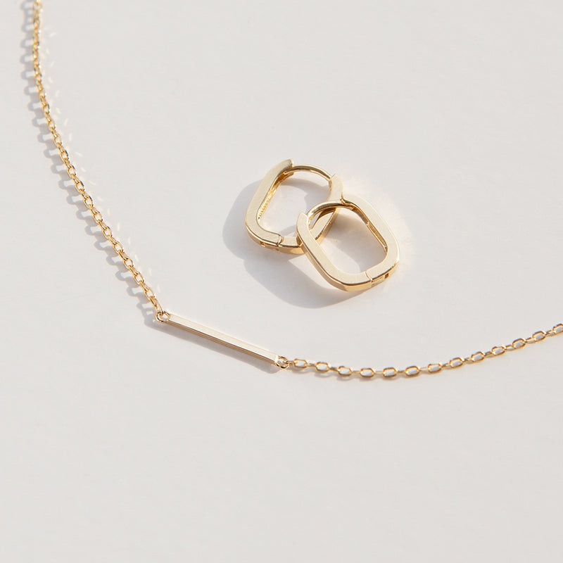 K14 ゴールド バゲット スリム スティック バー ネックレス / 14K Gold Baguette Slim Stick Bar Necklace