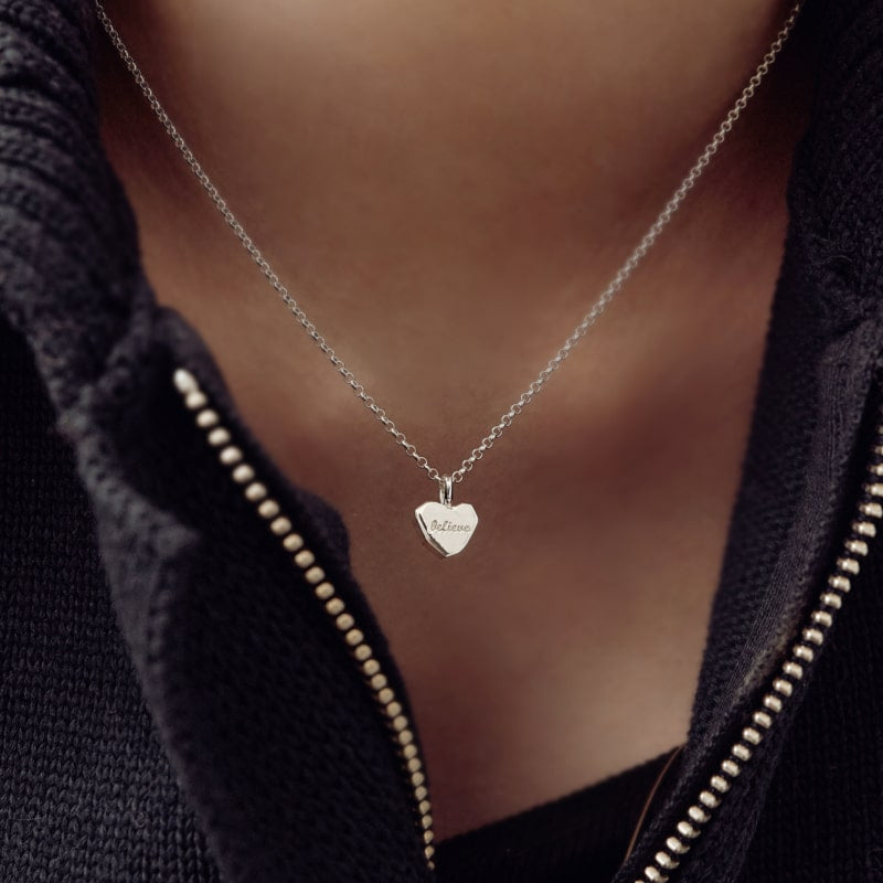 シルバー エッジ ハート ネックレス / Silver Edge Heart Necklace